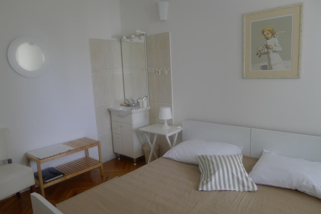 Apartments Lorenandreja Раб Экстерьер фото